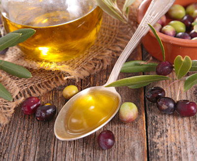 Hausmittel gegen Verstopfung: Olivenöl